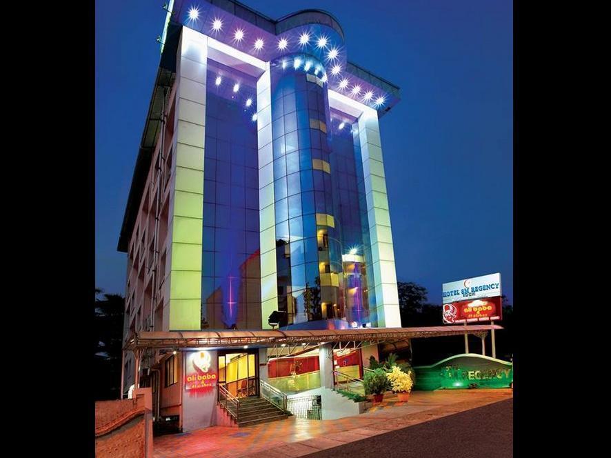 Sm Regency Коччи Экстерьер фото